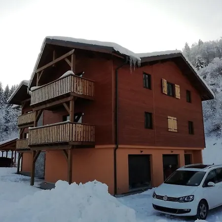 Apartment Carline
